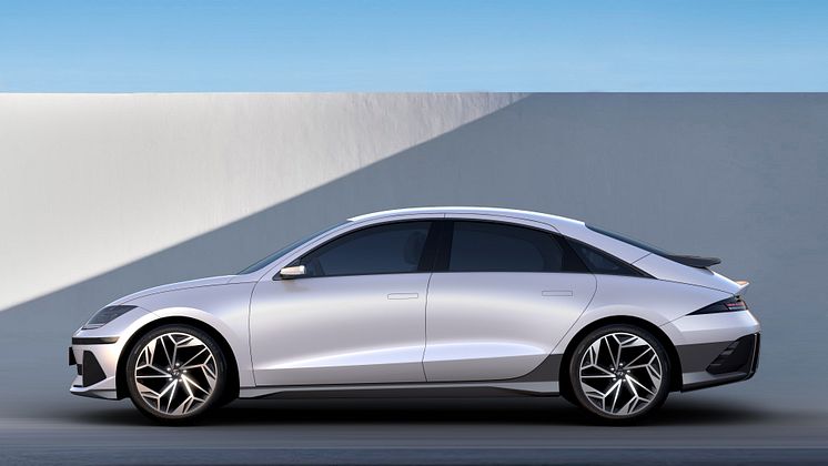 IONIQ 6 - Electrified Streamliner