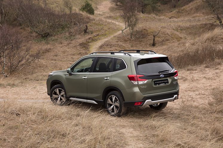 Helt nya Subaru Forester e-Boxer