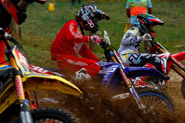 2018072301_002xx_JMX_Rd6_岡野選手_4000