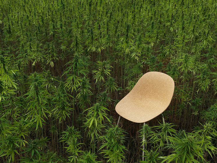 04_NormannCopenhagen_Mat_Chair