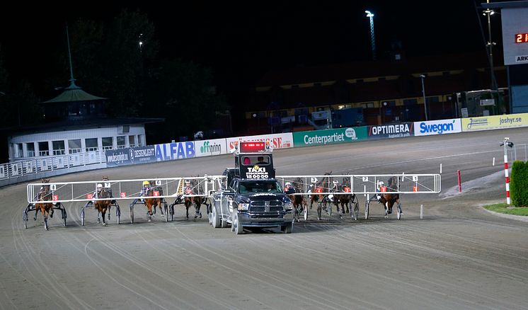 Bilstart kvällstrav_05