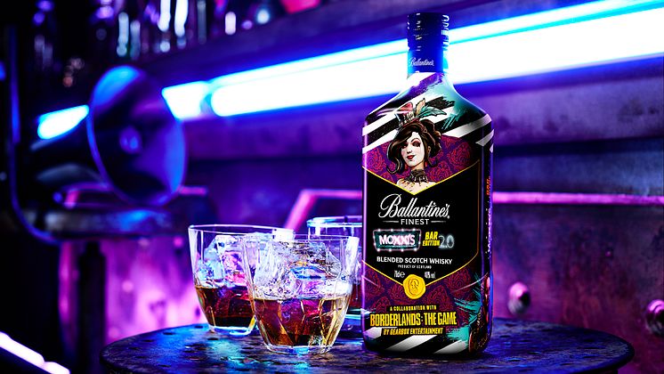 Moxxi 2.0 Bottle