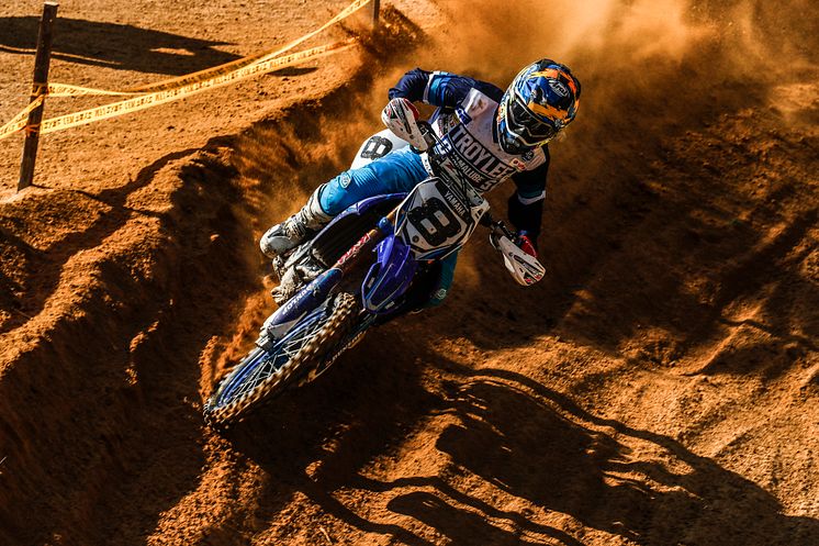 2019091603_004xx_JMX_Rd6_岡野選手_4000