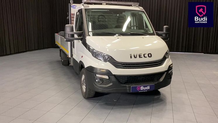 Tecto Trucks och Budi i samarbete med ny fotostudio för lastbilar