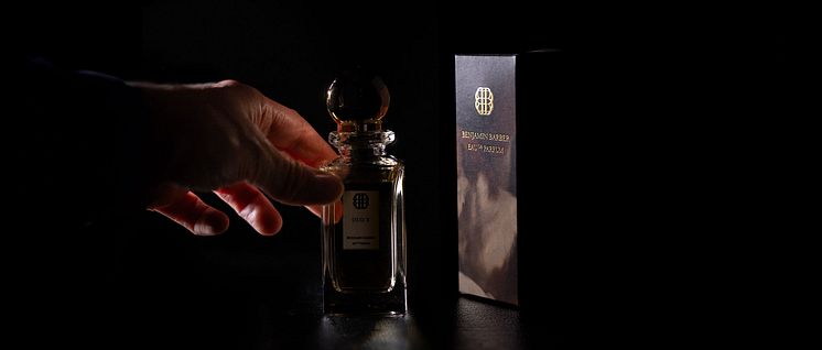Benjamin-barber-parfym-hand-wide1.jpg