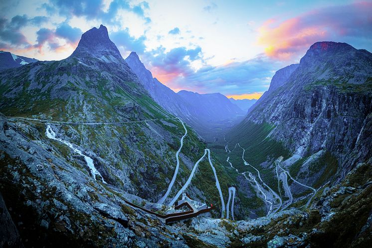 Trollstigen road Photo_Haakon Lundkvist.jpg