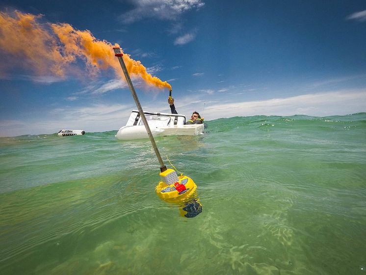 photo-courtesy-electronics-ocean-signal-132455.jpg