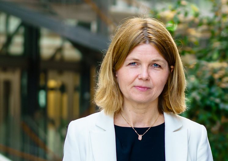 Ellen Rogde  Per Magne Mathisen  Birte Sjule og Pal Silseth med Barekraftprisen 2024_SPV_07936_Sporveien AS_27818872.jpg