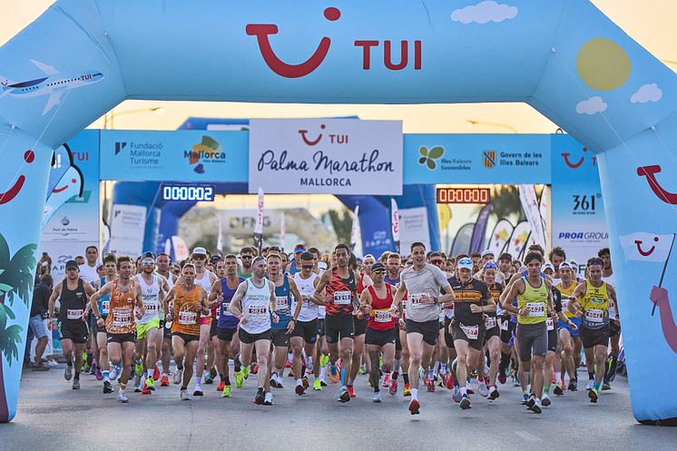 Tui001-min.jpg