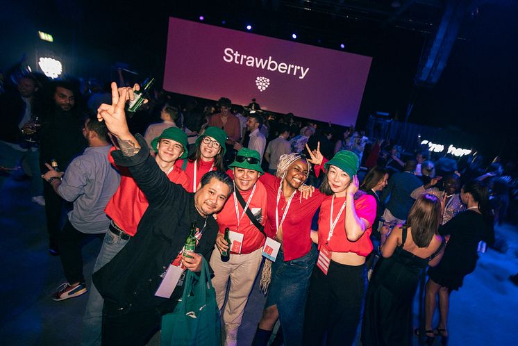 Strawberrytour_2023_STOCKHOLM_robinboee-1790.jpg