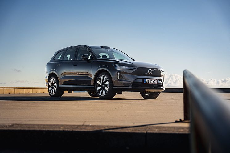 Volvo_EX90_DK-3.jpg