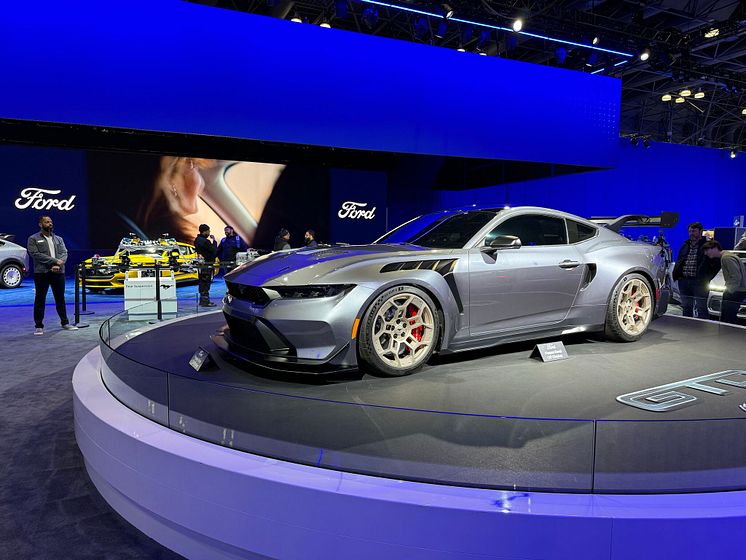 Ford Mustang GTD.jpeg