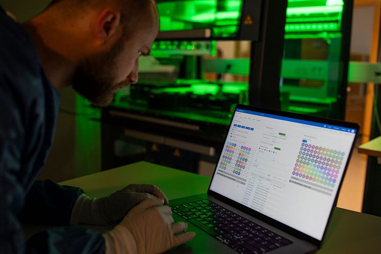 Anocca researcher in R&D facility