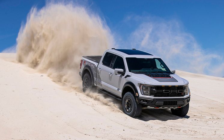  Ford F-150 Raptor R