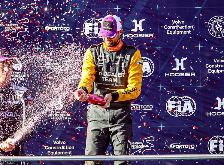 Niclas Grönholm på pallen i World RX 2025
