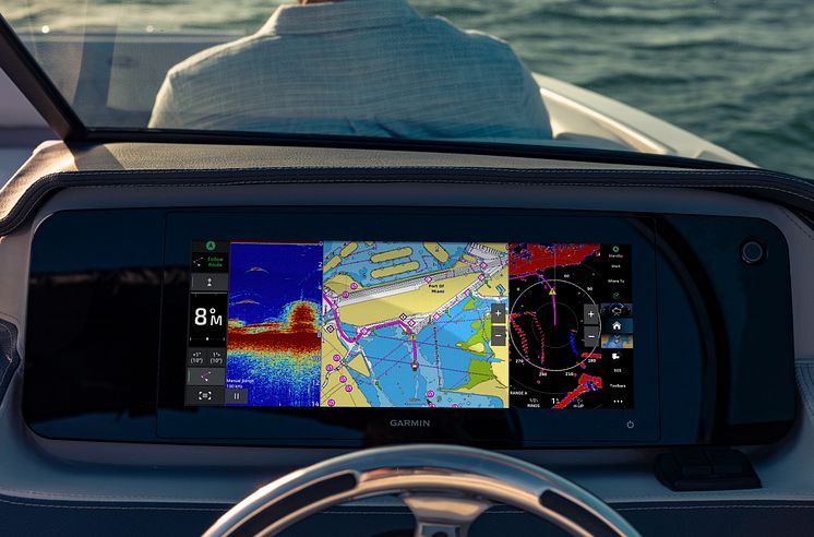 MCJT-75201 GPSMAP 15x3xsv - PR Hero Image v3.jpg