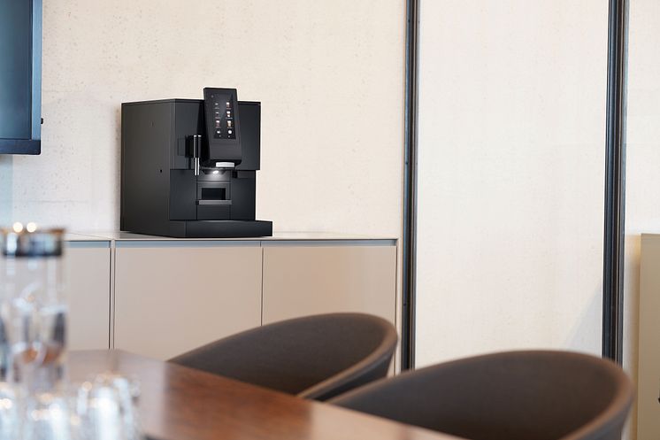 WMF_Coffee_Machines_1100S-Office_Mood_Location_300.jpg