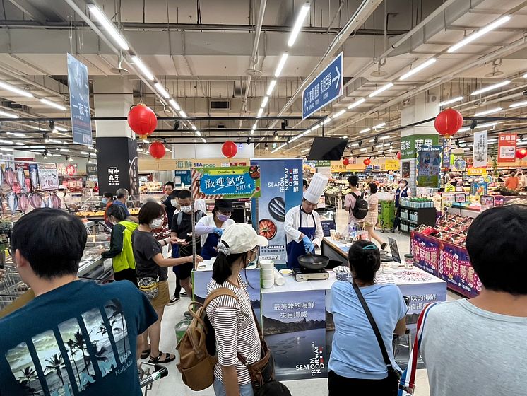 Smaksprøver på supermarked i Taiwan