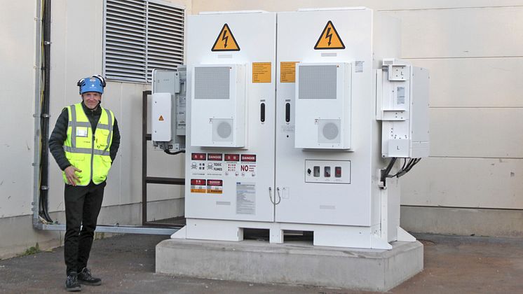 Solarvoima Alu-Releco CheckWatt battery 16 9.jpg