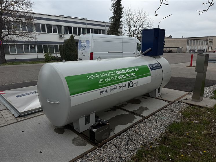 Interquell HVO100-Betriebs-Tankstelle der AVIA Firma Ilzhöfer Inh. Walch GmbH & CO KG