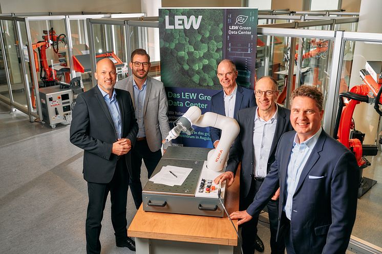 LEW-KUKA.jpg