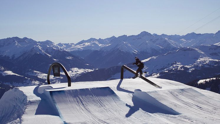 250117-Laax-vc-Novalie-rail-foto-Niklas-Mattsson-SSF.jpg