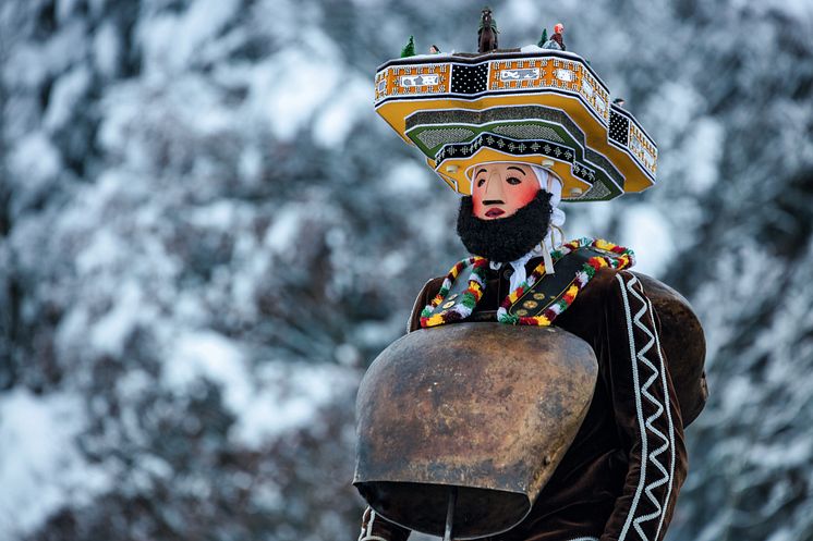 Waldstatt_Silvesterchlaus_copyright_Switzerland_Tourism_Roland_Gerth.jpg