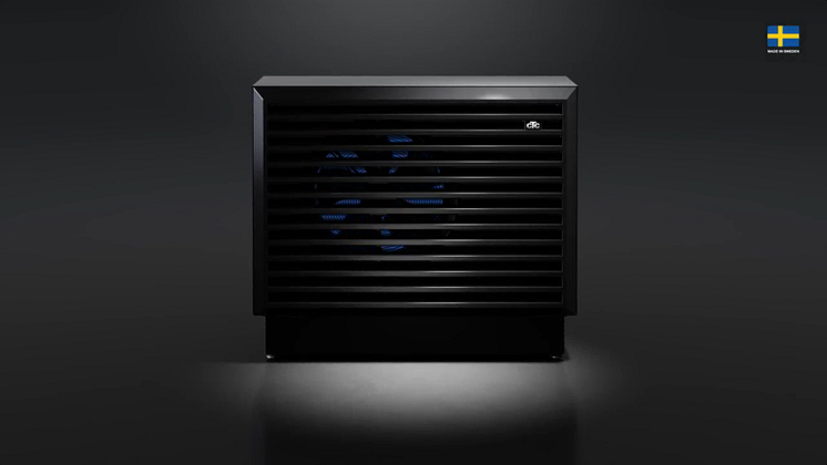 EA700 black.PNG