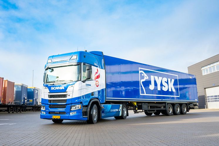 Electric truck - JYSK (1).jpg
