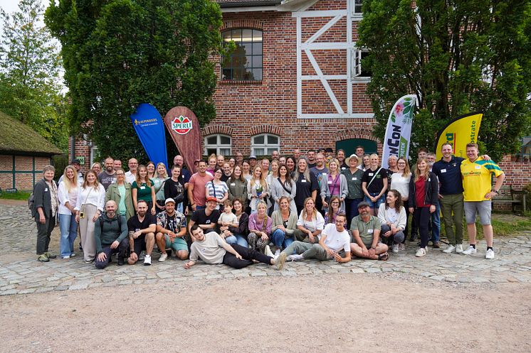 GardenCon_2024_Floragard_alle Teilnehmenden.jpg