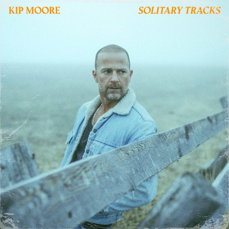 Omslag - Kip Moore "Solitary Tracks"