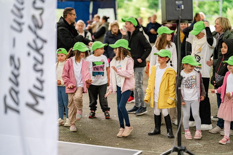 2025-05-24_Sahle-Wohnungsbau_Tanzfest-Haan_011.jpg
