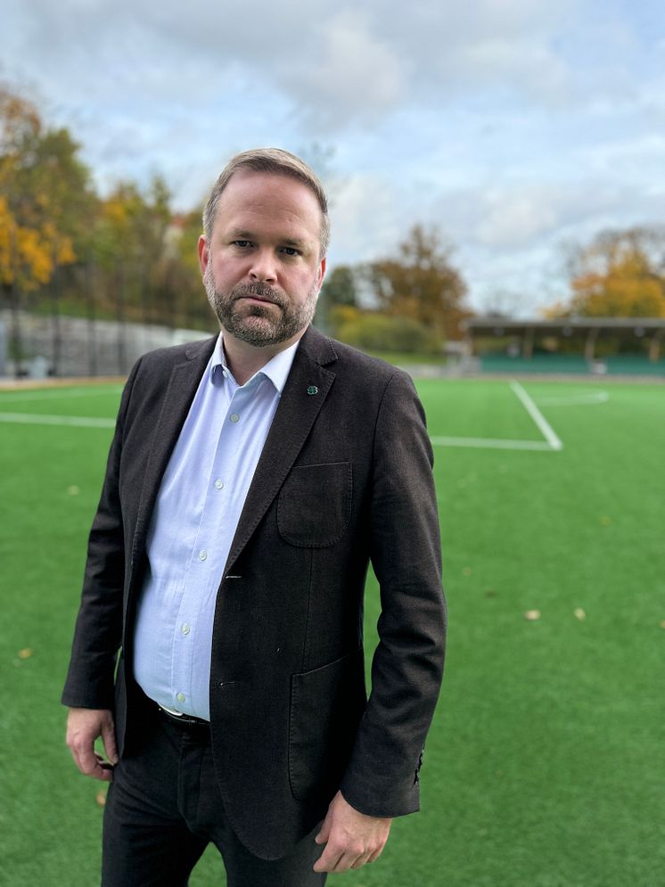 jonas fotbollsplan.jpg