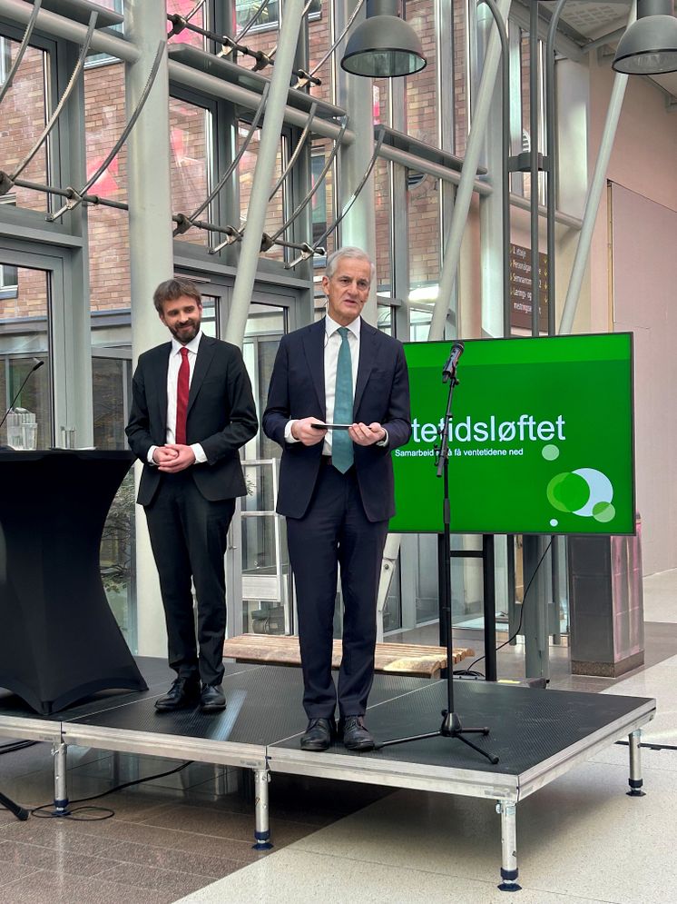 Vestre og Støre på Ventetidsløftet 02.10.2024 fHH.jpg