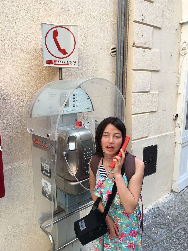Telefon.JPG