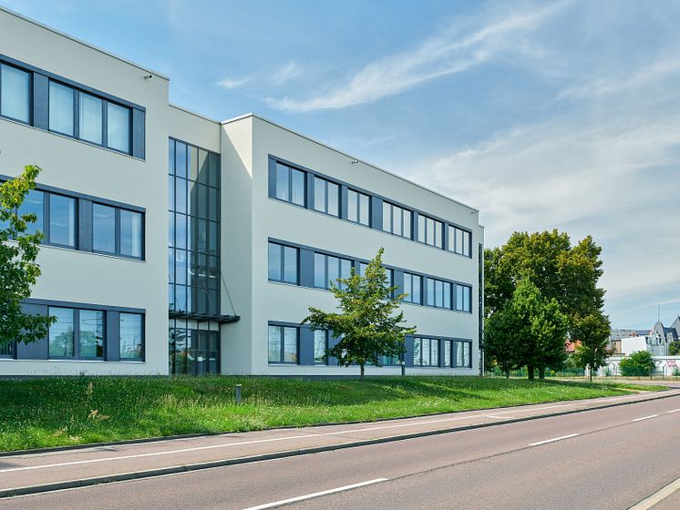 Das Bürogebäude in der Raffineriestraße 28 a in Halle 