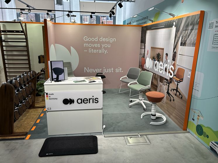 CDW stand 25.jpg