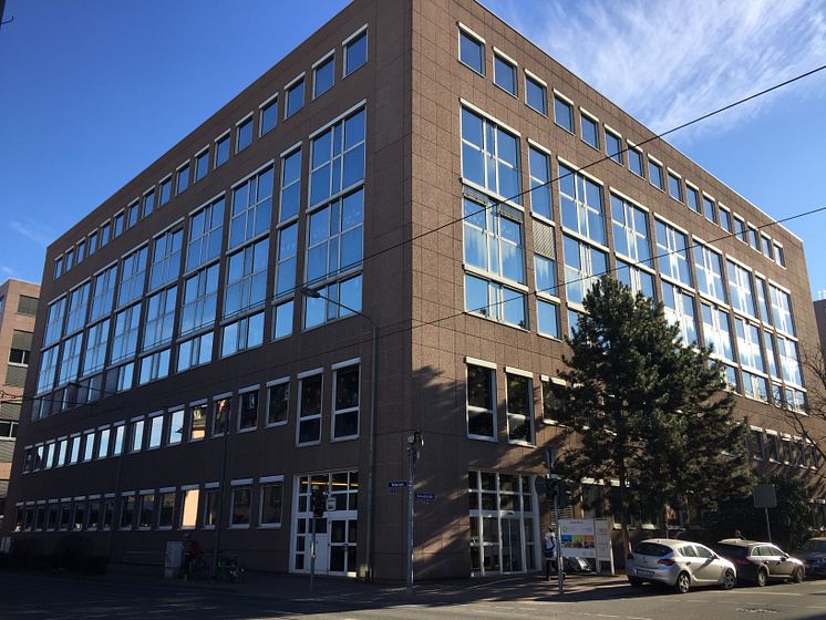 60100 Frankfurt Volta1a.JPG