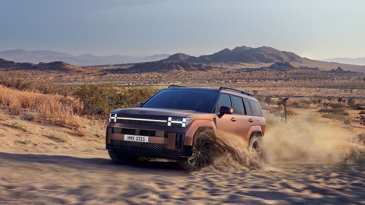 hyundai-santa-fe-boasts-bold-new-design-exterior-08_jpg_bfc_off.jpg
