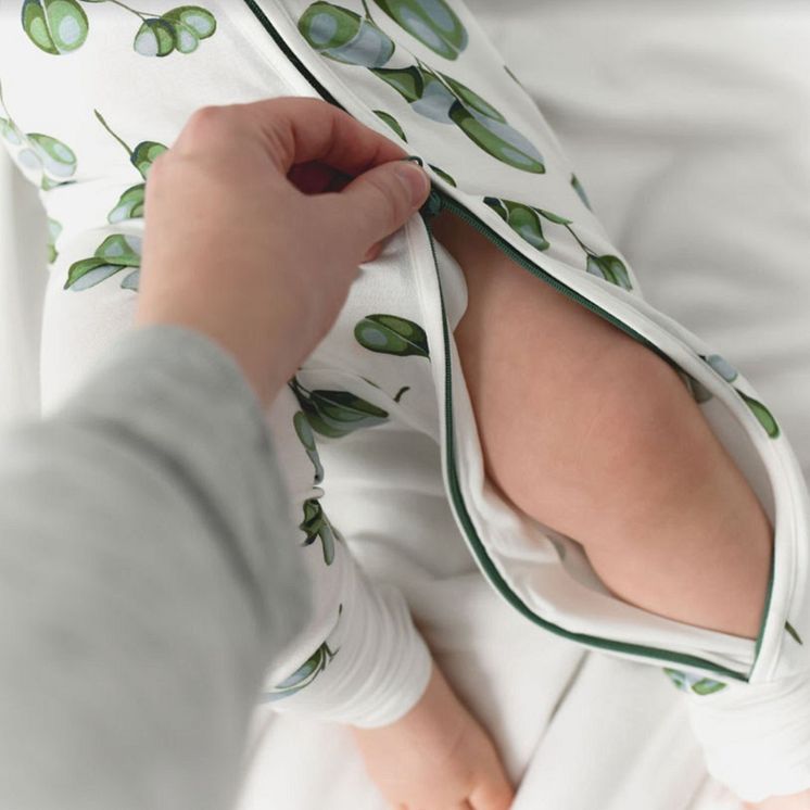 Greenery Zip.jpg