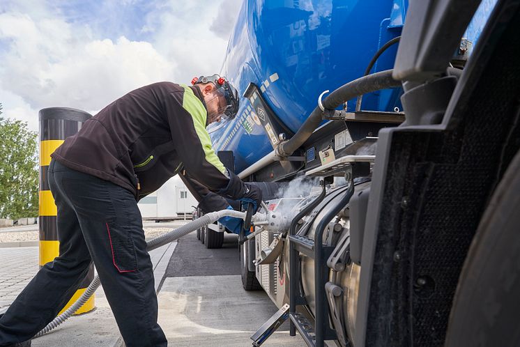 ZG-LNG-Tankstelle_SGF0019.jpg