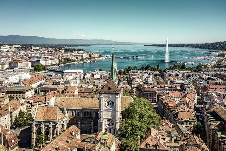 Genf aus der Luft_(c)_Switzerland_Tourism_Jan_Geerk.jpg
