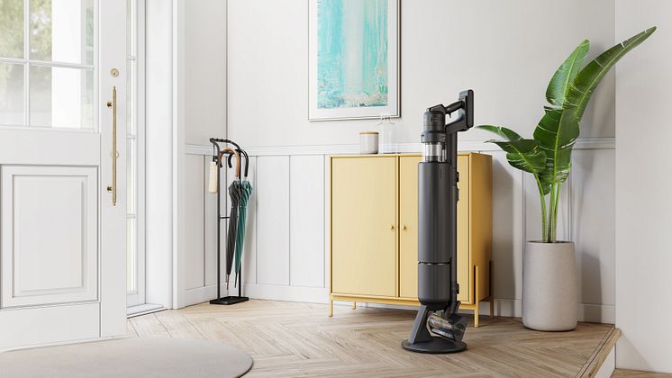 Bespoke-AI-Jet-Ultra-in-a-hallway-Satin-Black.jpg