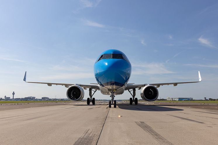 a321neolanding3.jpg