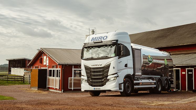 Bild 1 - Arla Finland väljer biogas för sin mjölkinsamling.jpg