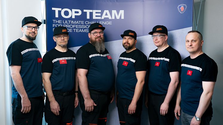 STT25_Tiimit_49_OULU.jpg