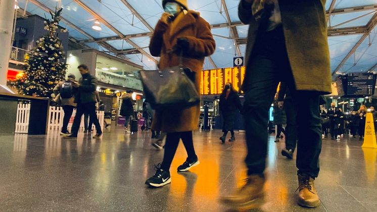 Concourse shot with passengers Christmas 2021 - NR.jpeg