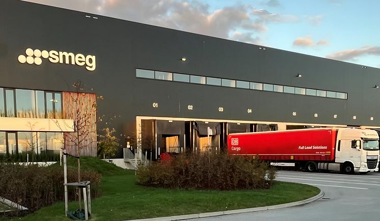 Smeg_warehouse.jpg