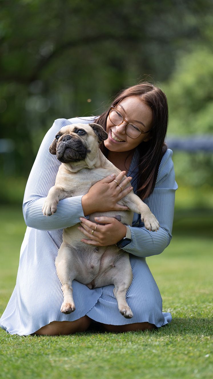 Kvinna med hund.JPG