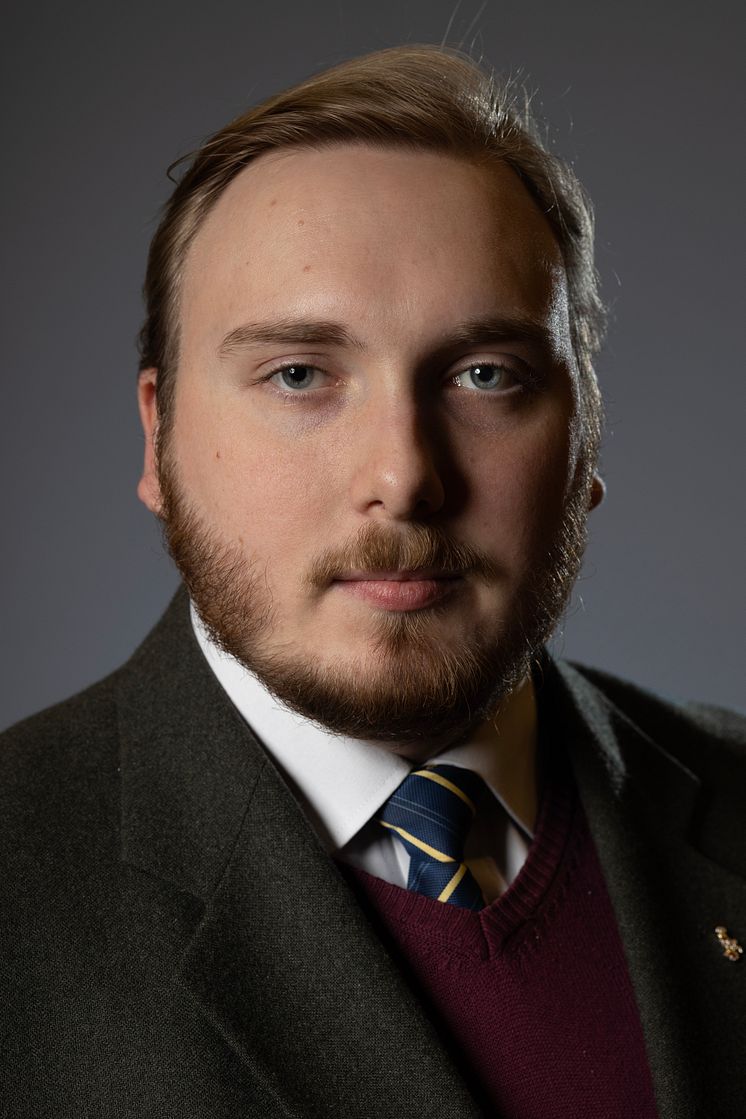 Nichlas Holmgren Gellersten